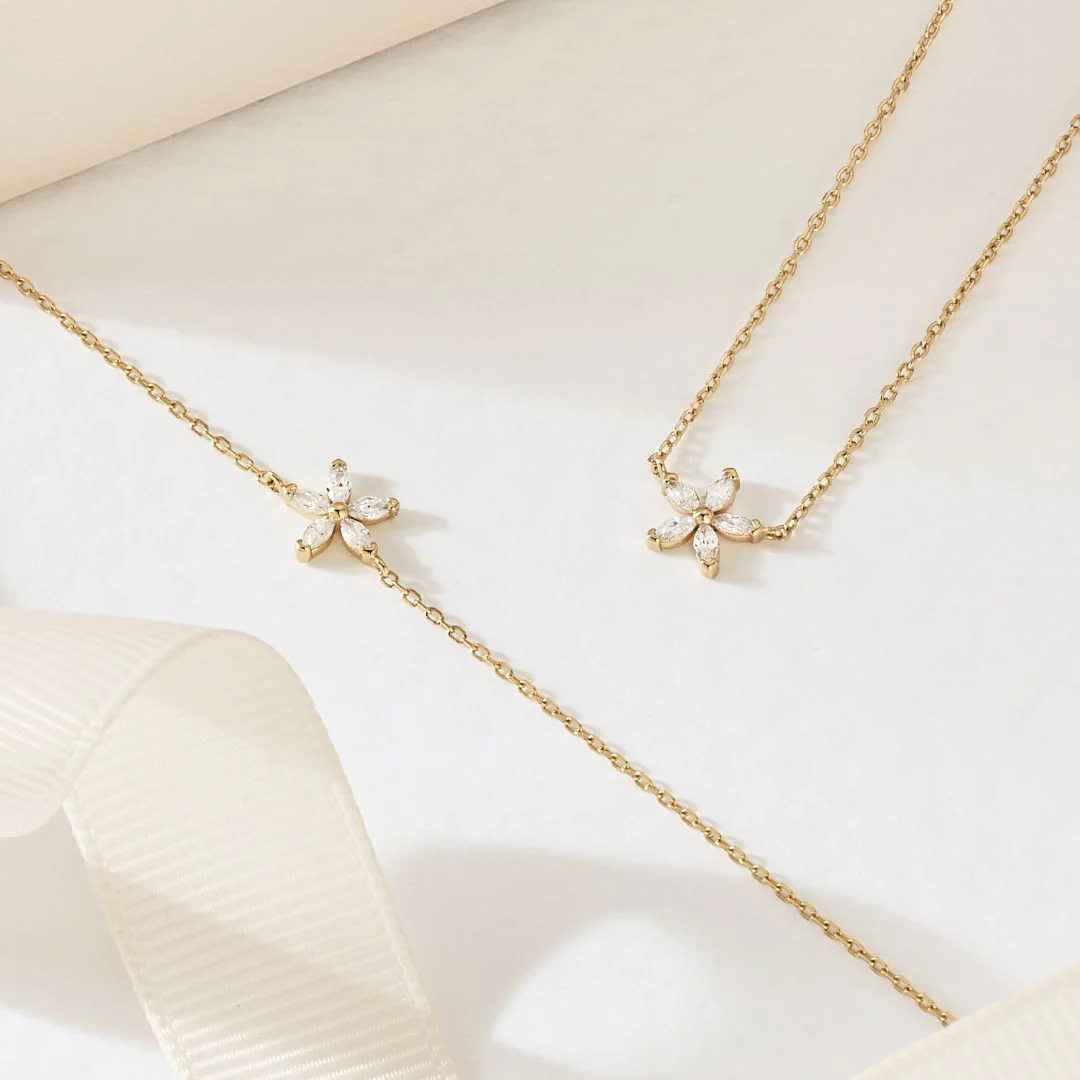 Gold Diamond Style Flower Necklace - Image 3