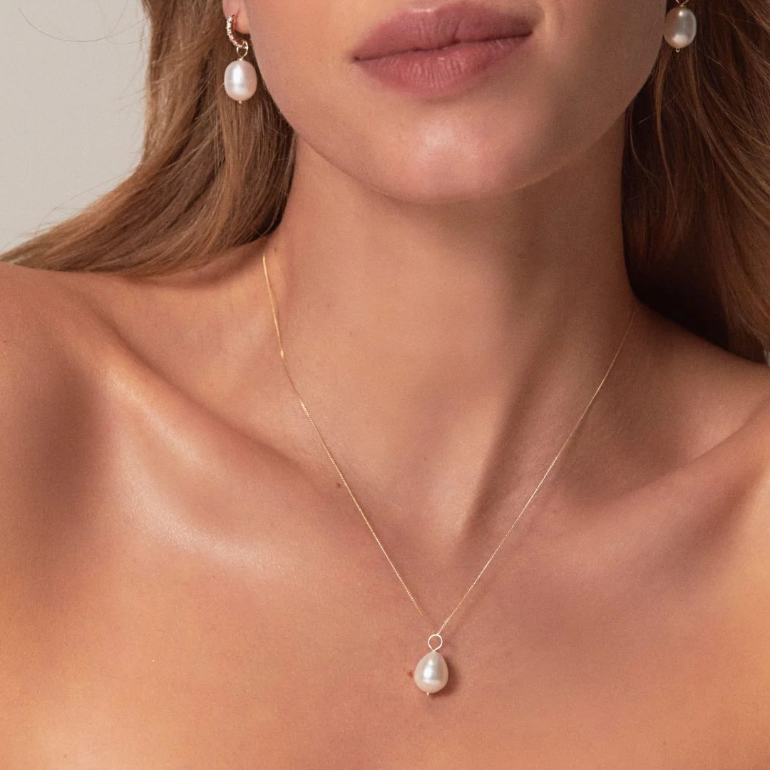 Rose Gold Large Single Pearl Necklace - Image 6