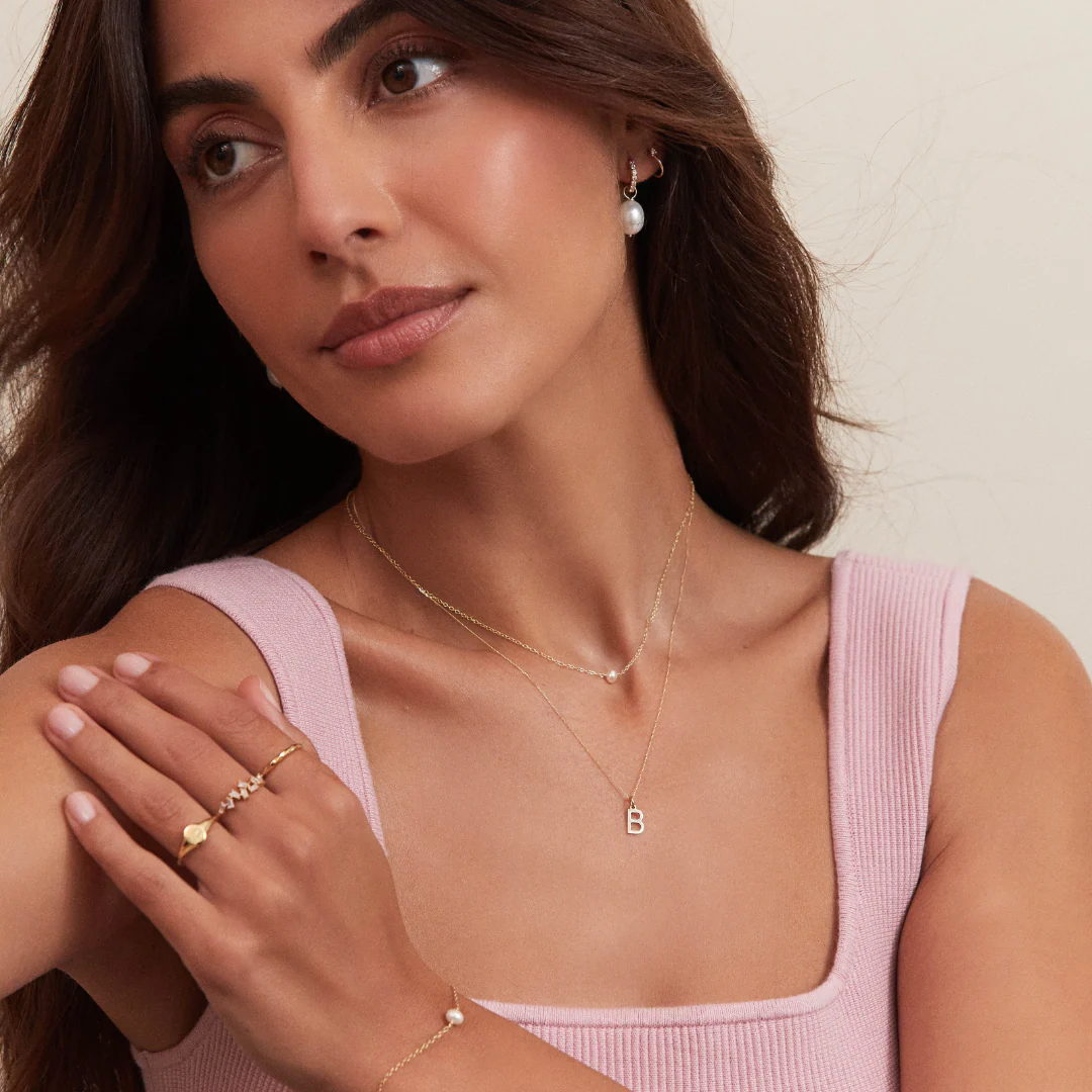 Solid Gold Initial Letter Necklace - Image 4
