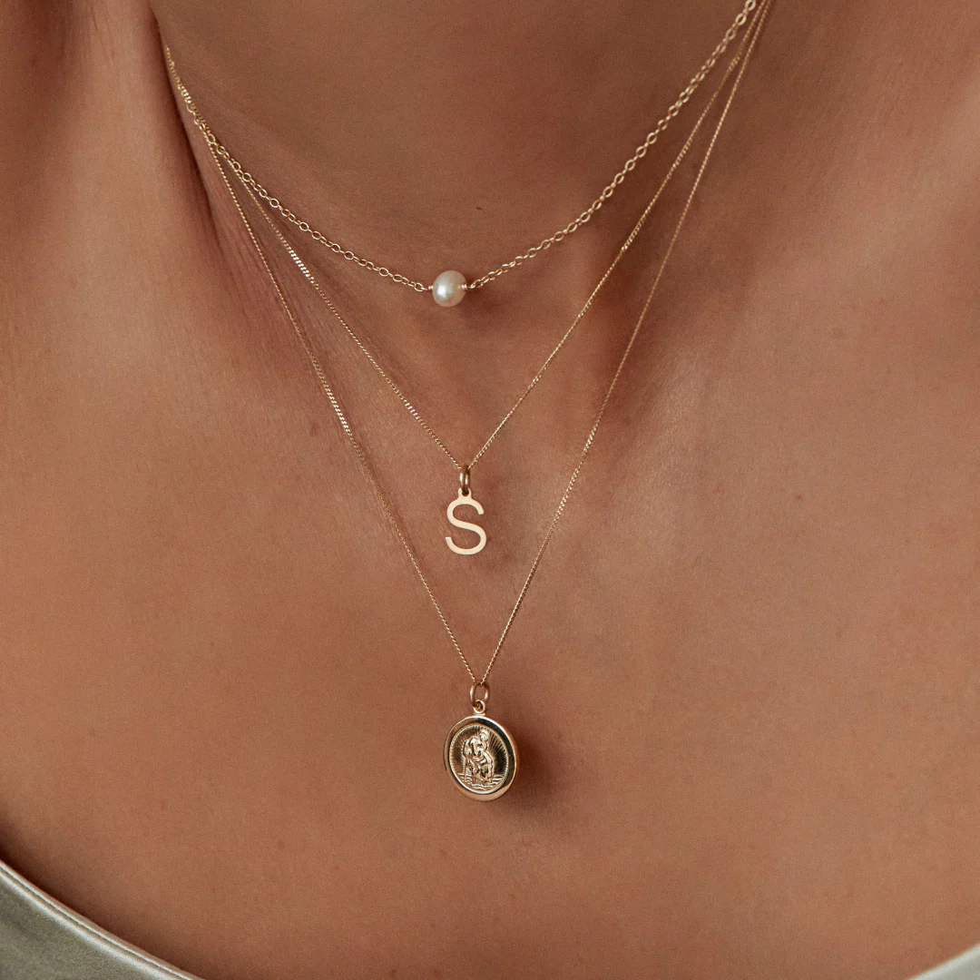 Solid Gold Initial Letter Necklace - Image 5