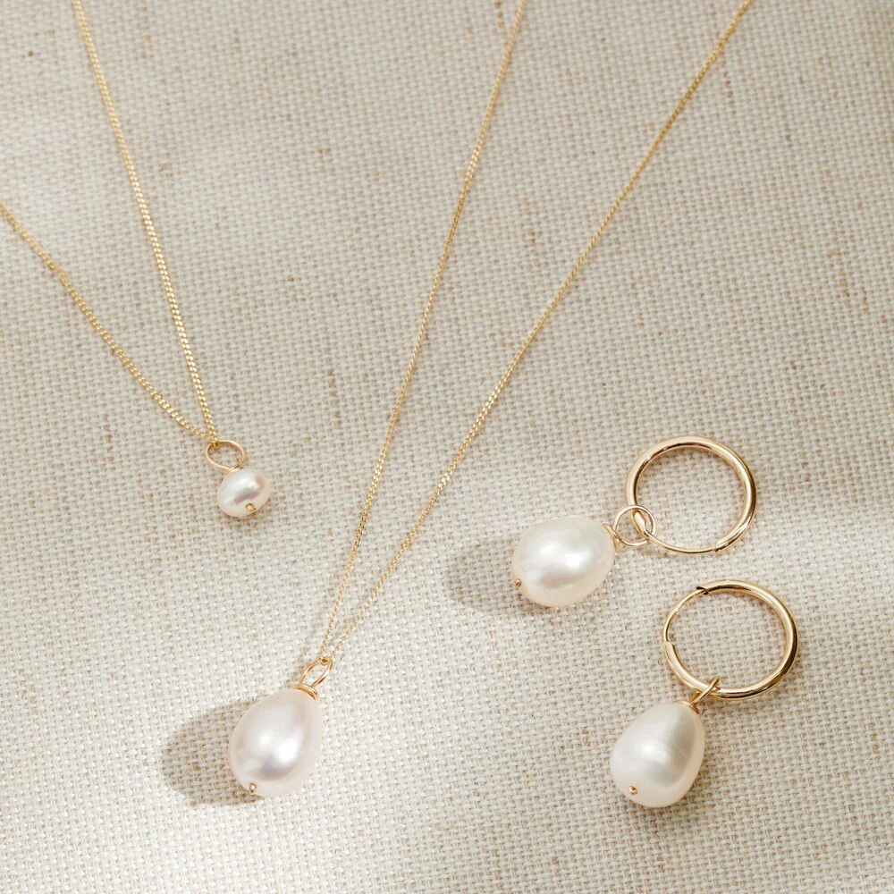 Gold Single Pearl Necklace - Image 5