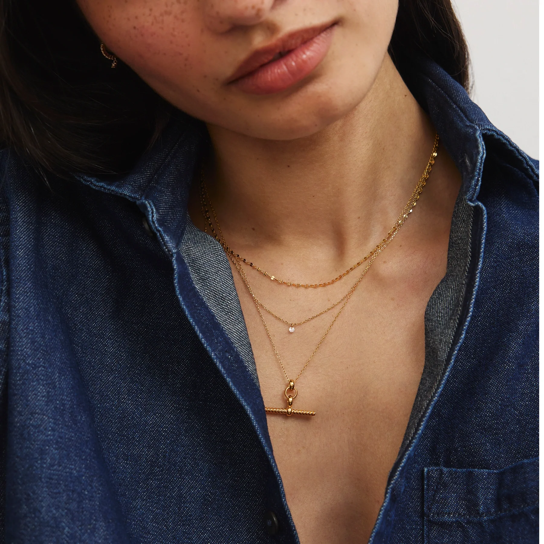 Gold Twisted T-Bar Necklace - Image 5