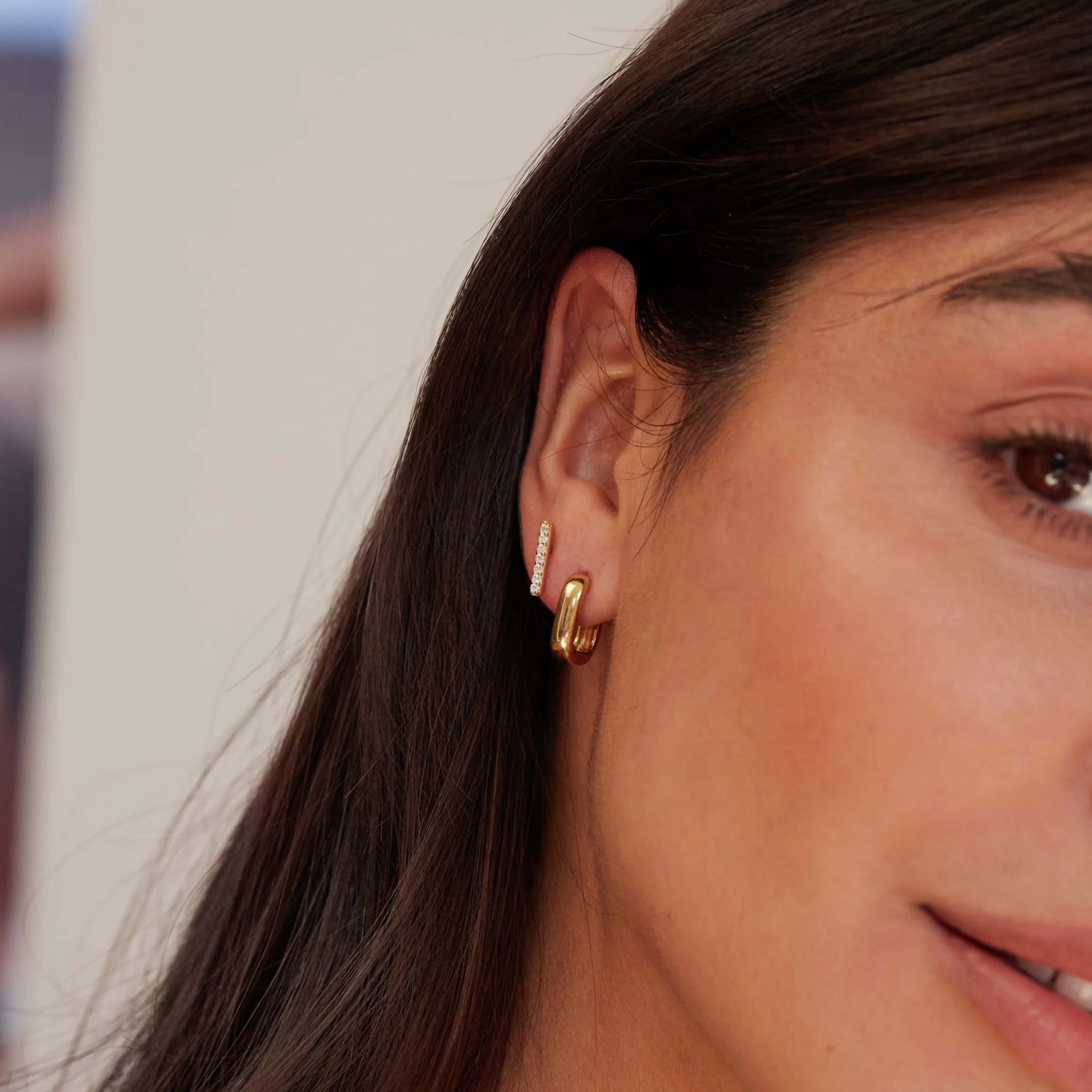 Silver Diamond Style Bar Stud Earrings - Image 4