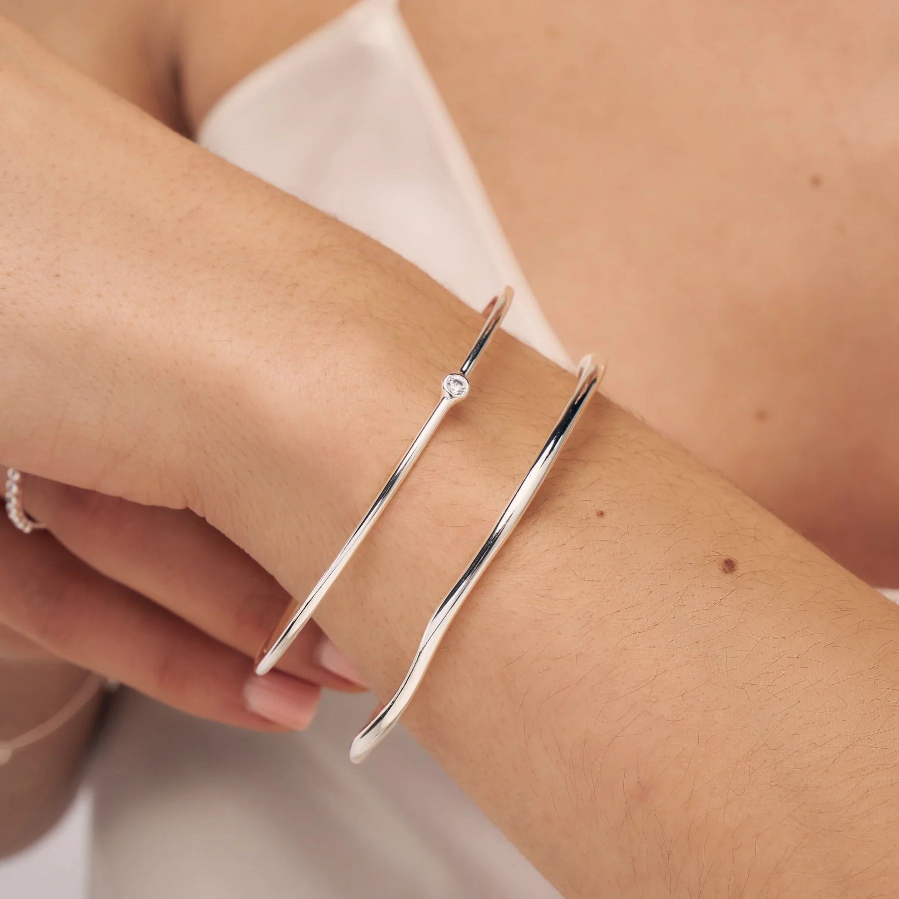 Silver Wave Bangle - Image 2