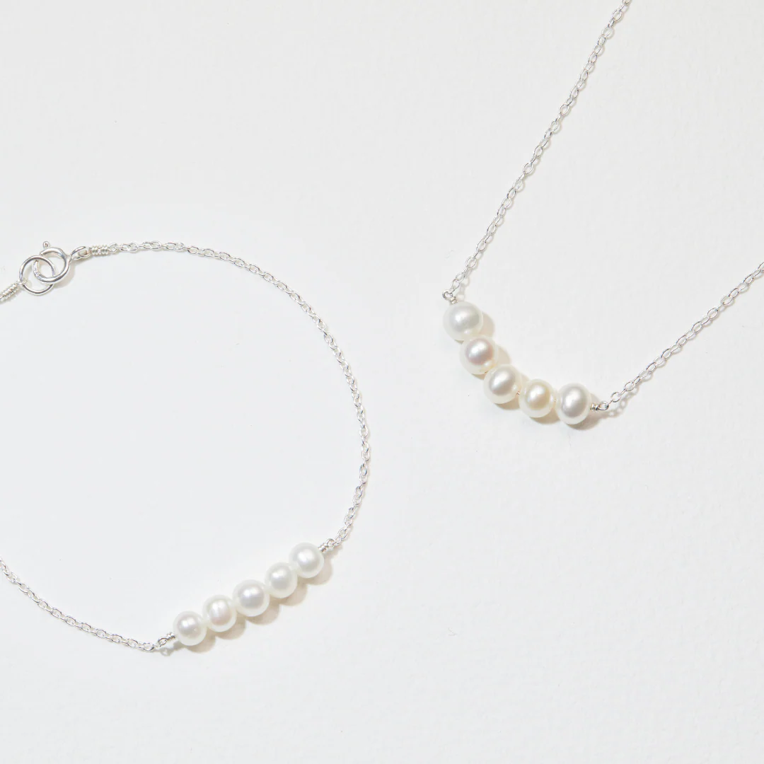 Solid White Gold Pearl Cluster Bracelet - Image 4